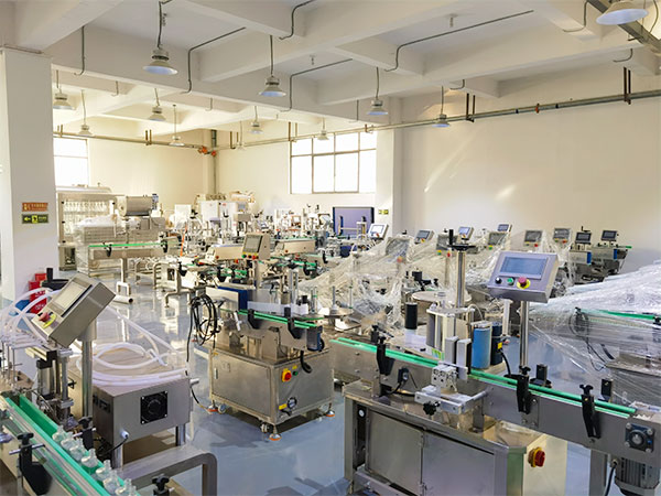 圆形瓶自动化贴标机